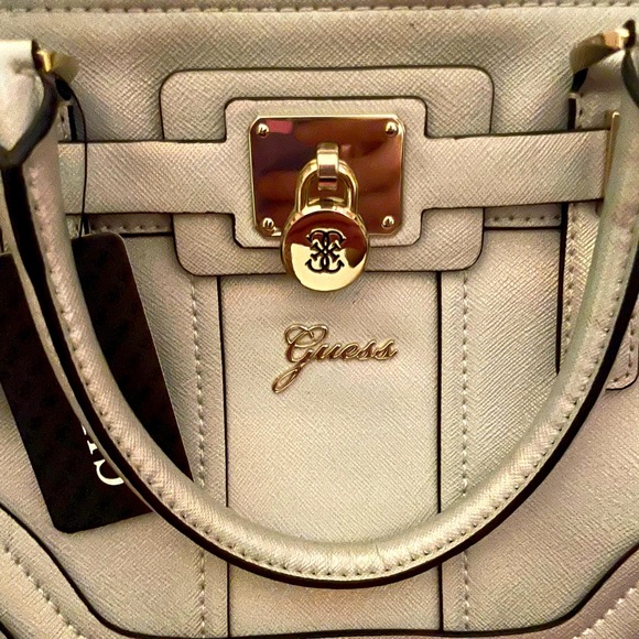 Guess Iridescent Bag NWT - Picture 2 of 9